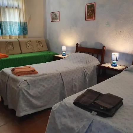 Manuela Sul Mare S'archittu Cuglieri